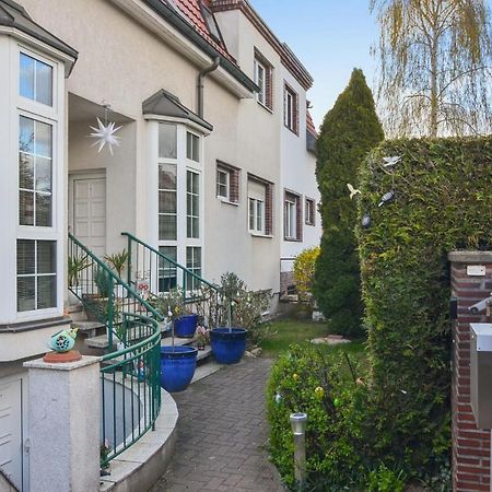 2 Bedroom Lovely Home In ベルリン エクステリア 写真
